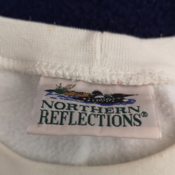 Northern Reflections crewneck sweater - Picture 3 of 4